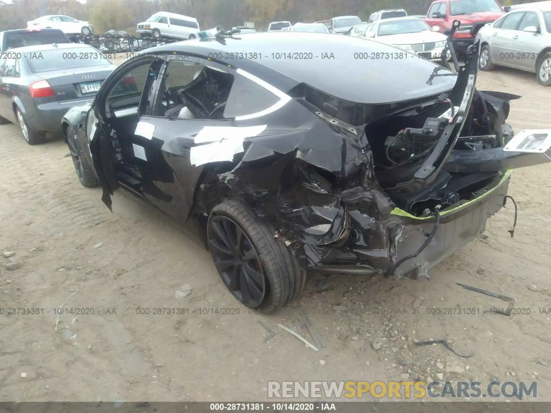 3 Photograph of a damaged car 5YJ3E1EC0LF603348 TESLA MODEL 3 2020