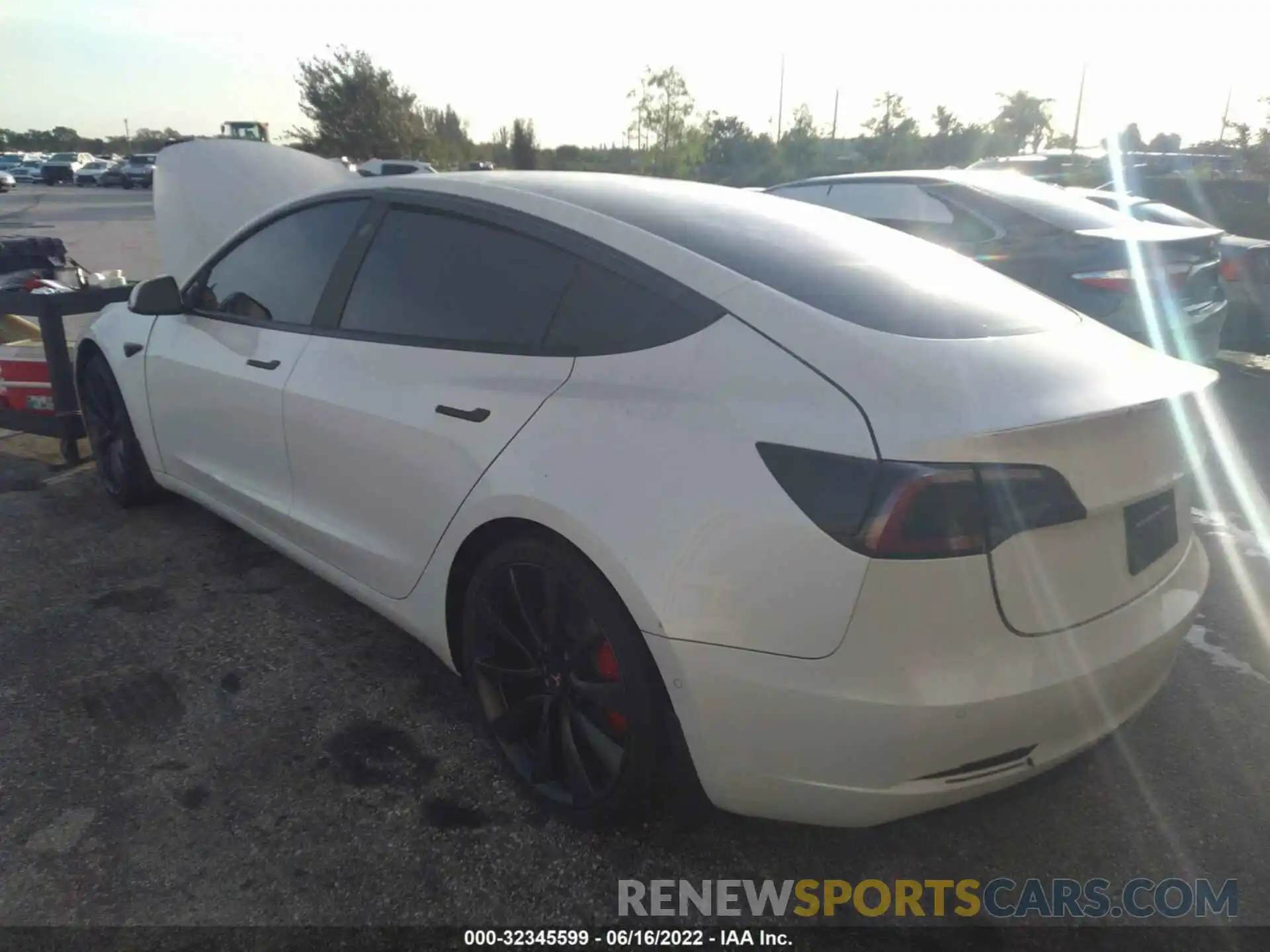 3 Photograph of a damaged car 5YJ3E1EC0LF642120 TESLA MODEL 3 2020