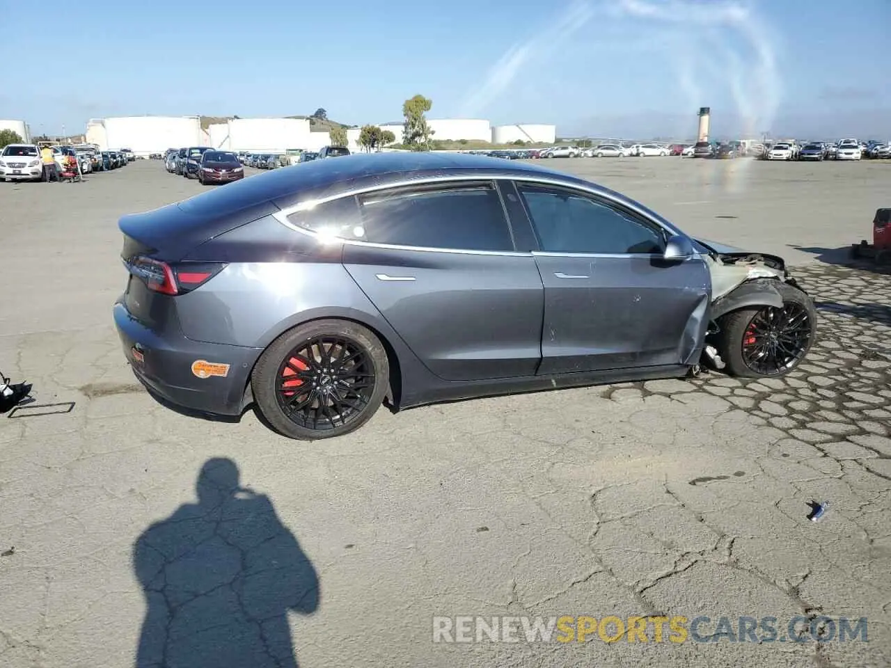 3 Photograph of a damaged car 5YJ3E1EC0LF714594 TESLA MODEL 3 2020