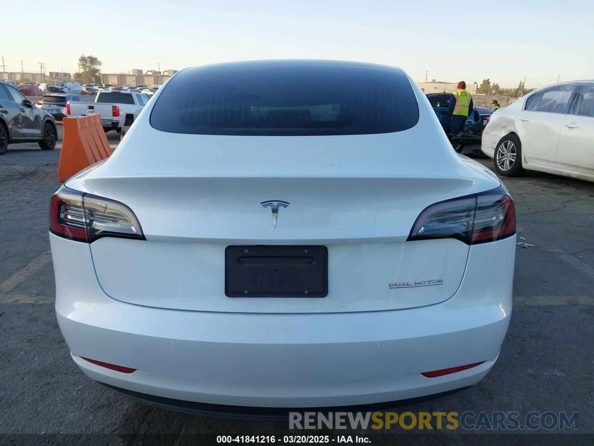 16 Photograph of a damaged car 5YJ3E1EC1LF602516 TESLA MODEL 3 2020