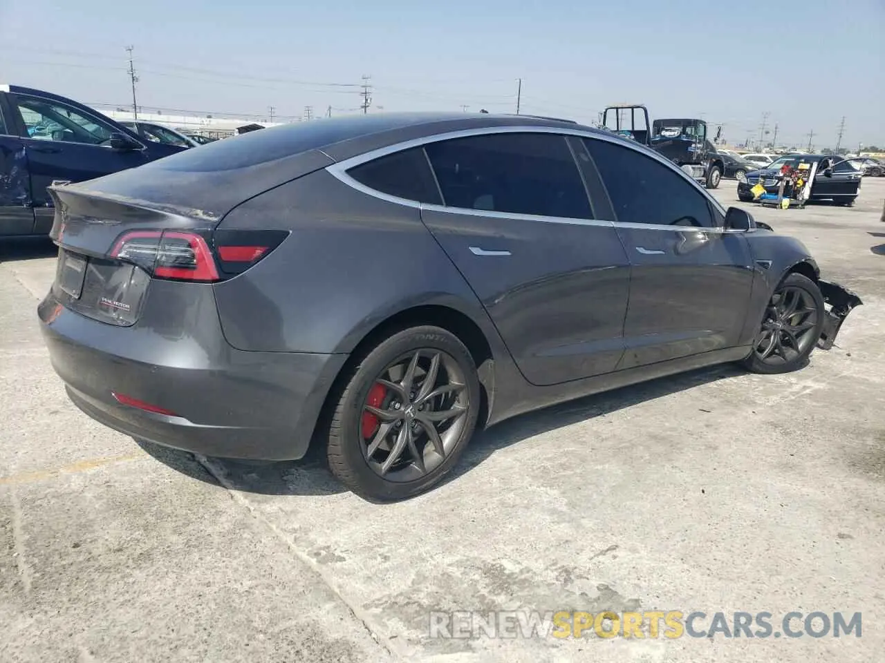 3 Photograph of a damaged car 5YJ3E1EC1LF669567 TESLA MODEL 3 2020