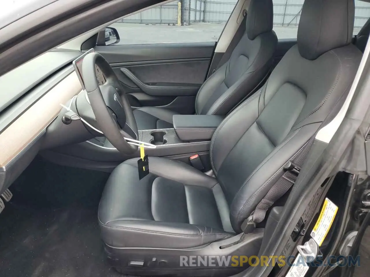 7 Photograph of a damaged car 5YJ3E1EC1LF746843 TESLA MODEL 3 2020