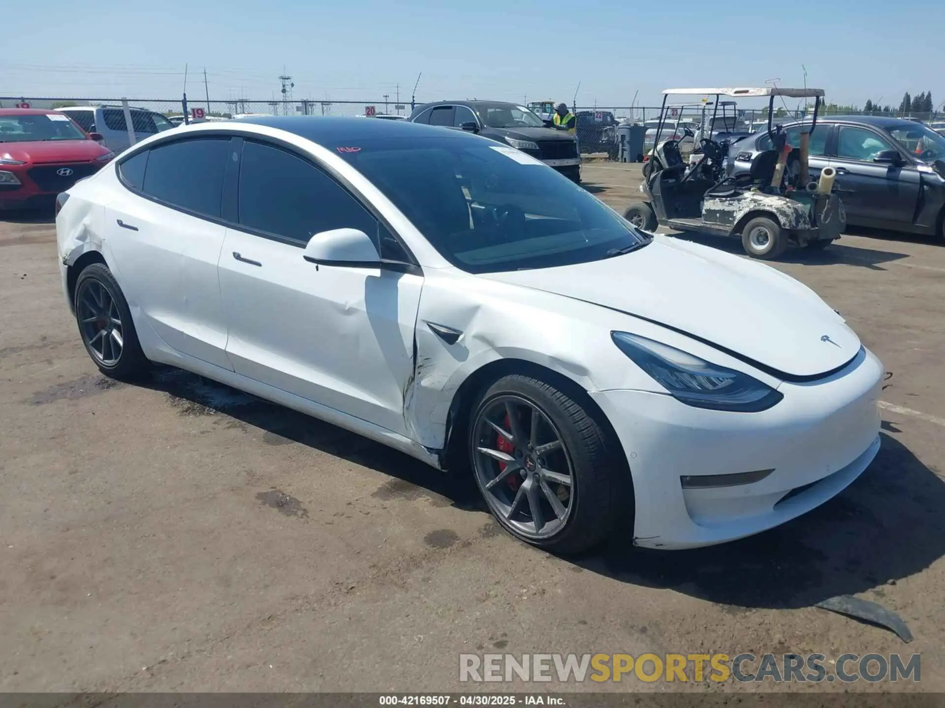 1 Photograph of a damaged car 5YJ3E1EC2LF601990 TESLA MODEL 3 2020
