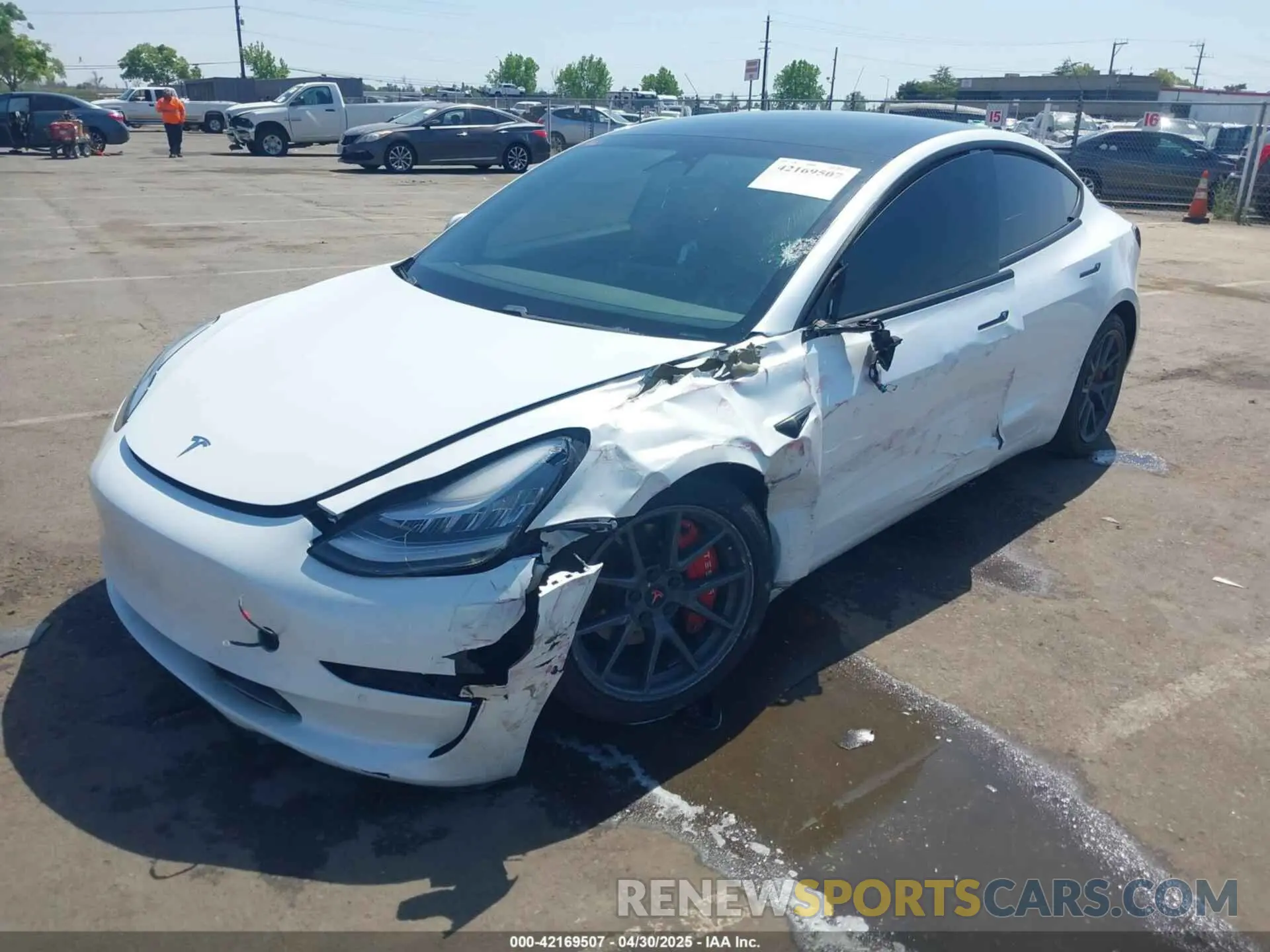 6 Photograph of a damaged car 5YJ3E1EC2LF601990 TESLA MODEL 3 2020