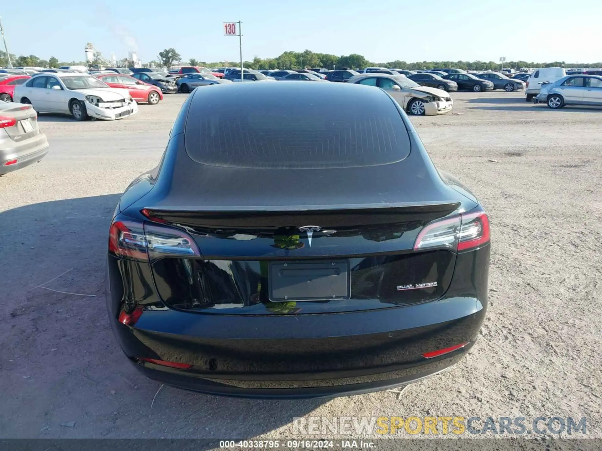 16 Photograph of a damaged car 5YJ3E1EC2LF602850 TESLA MODEL 3 2020