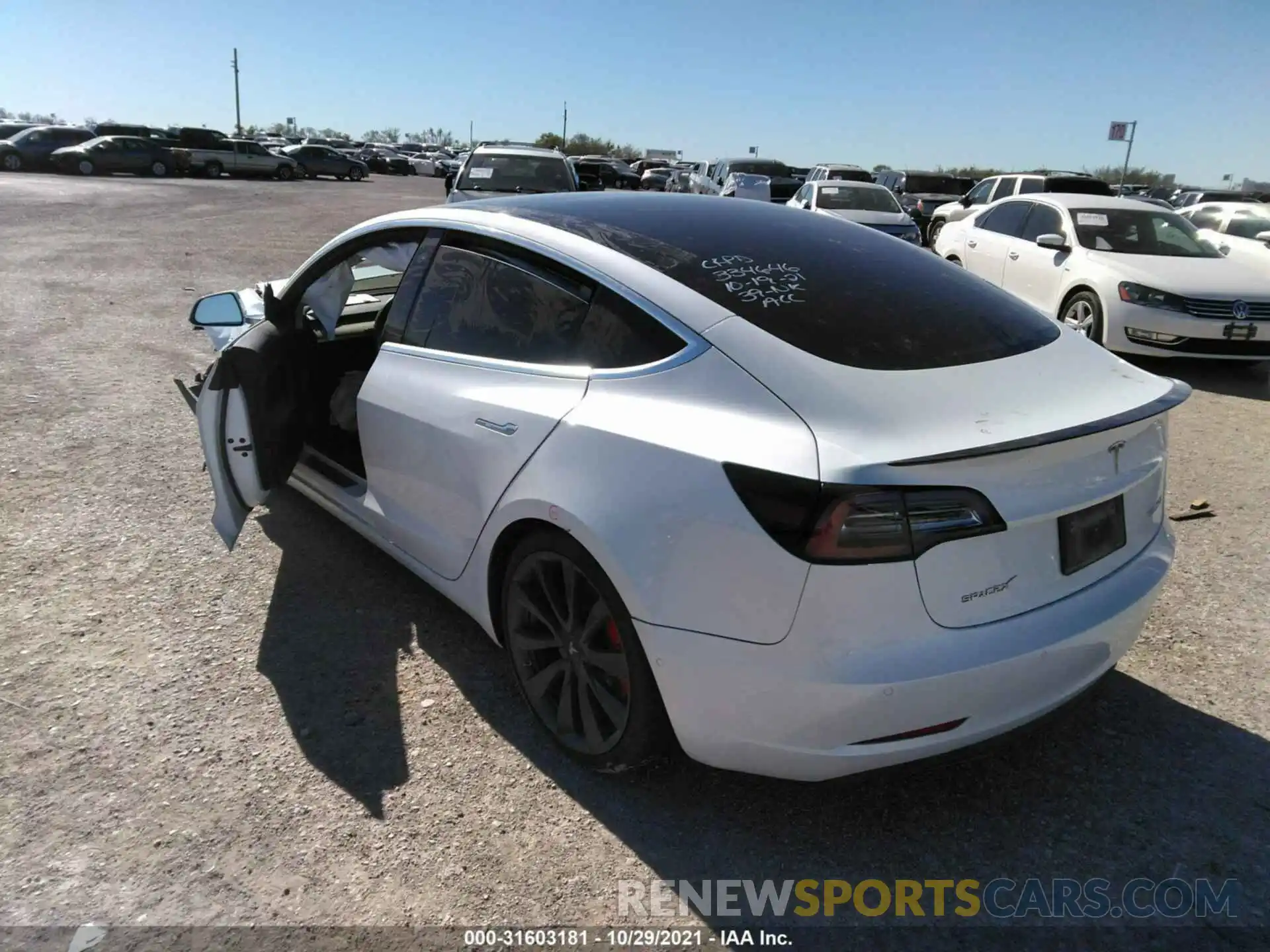 3 Photograph of a damaged car 5YJ3E1EC2LF623407 TESLA MODEL 3 2020