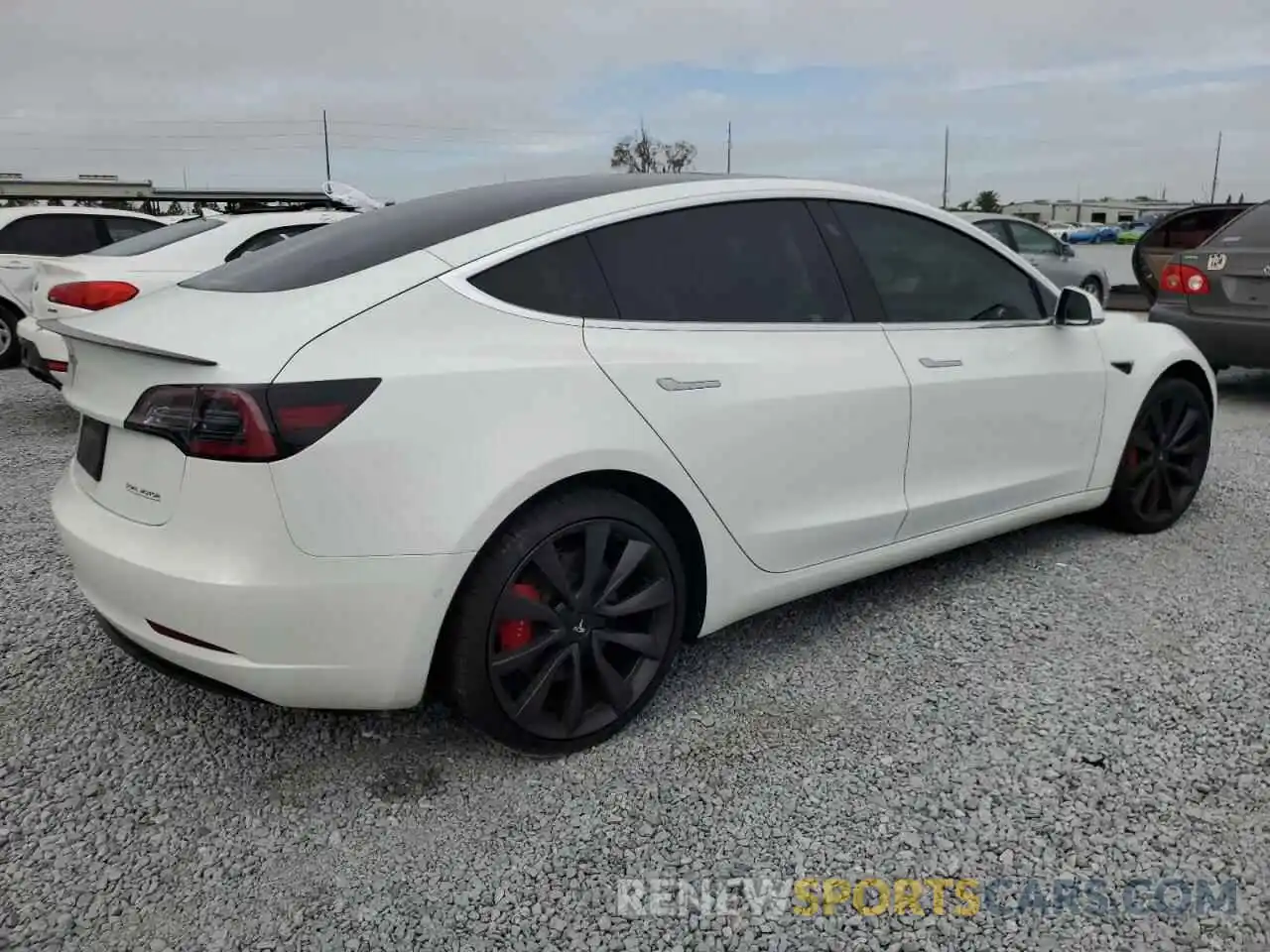 3 Photograph of a damaged car 5YJ3E1EC2LF624654 TESLA MODEL 3 2020