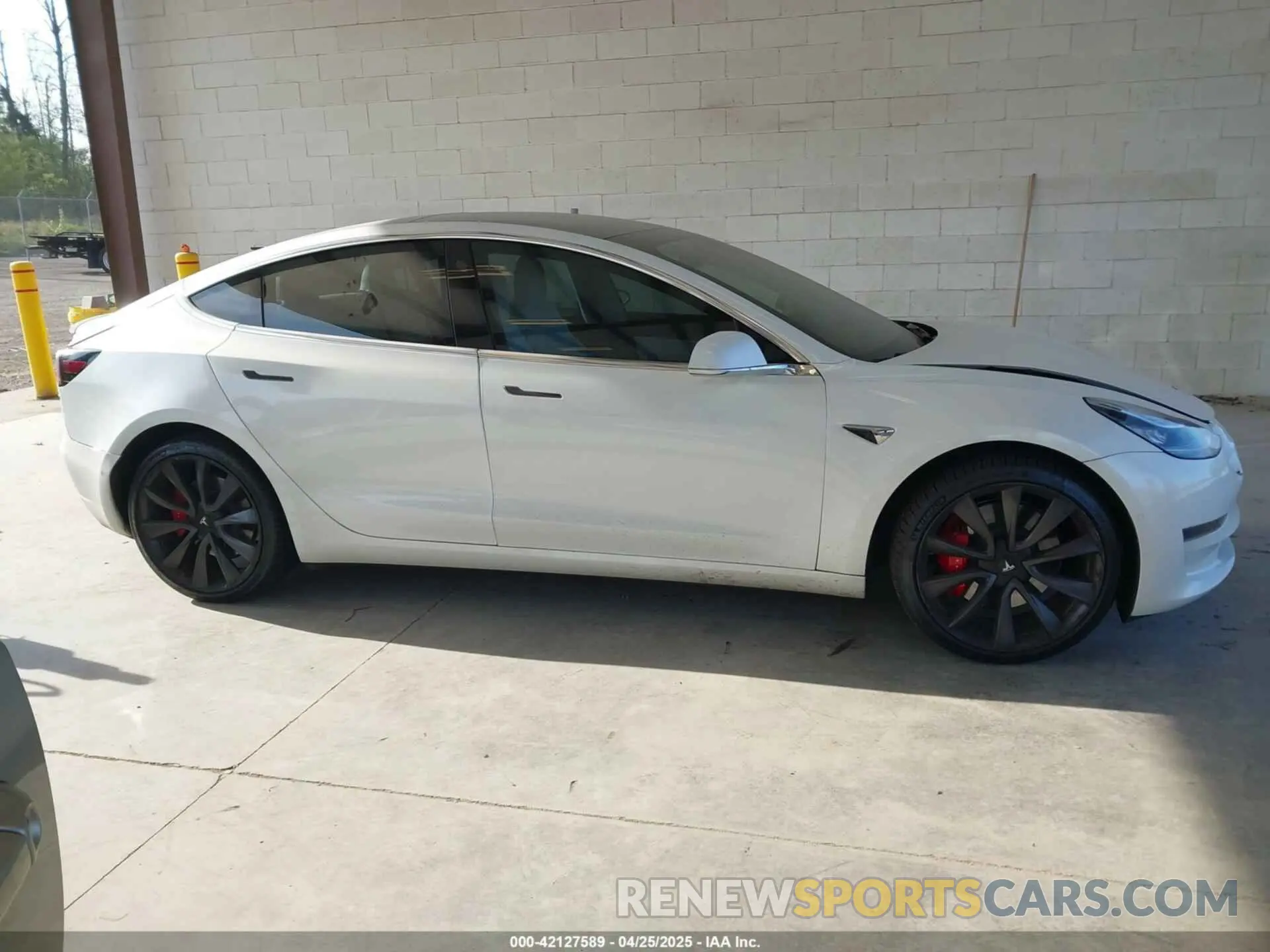 13 Photograph of a damaged car 5YJ3E1EC2LF624900 TESLA MODEL 3 2020