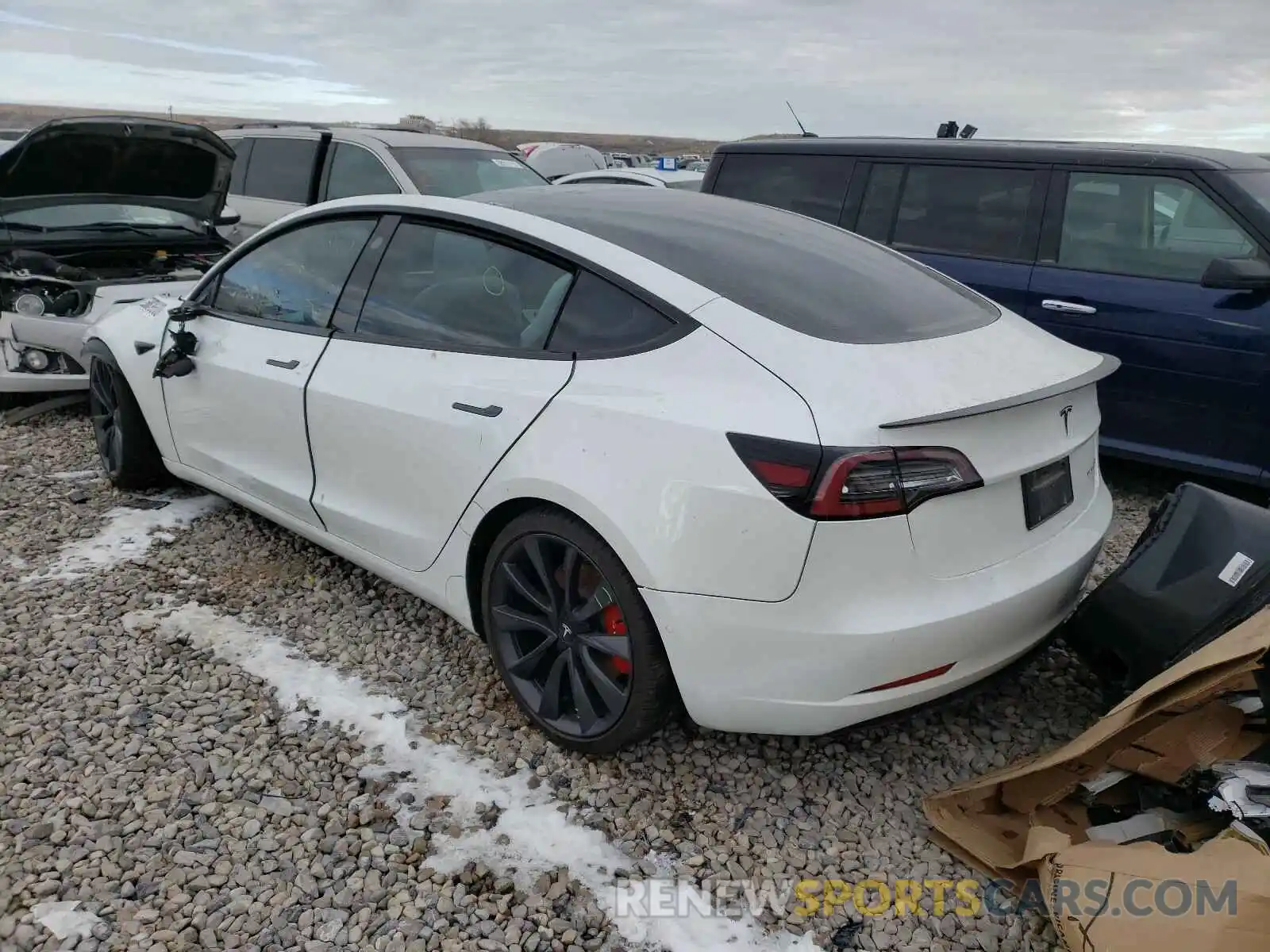 3 Photograph of a damaged car 5YJ3E1EC2LF624962 TESLA MODEL 3 2020