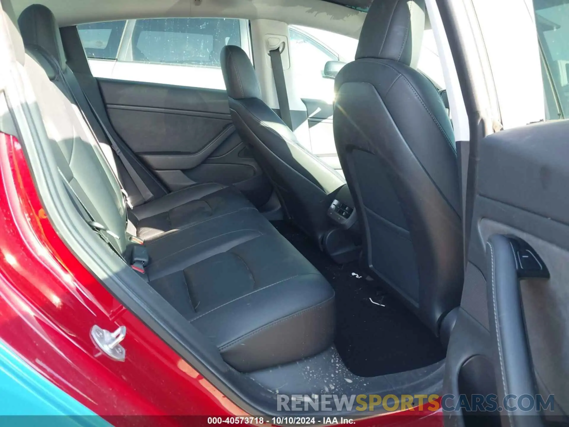 8 Photograph of a damaged car 5YJ3E1EC2LF641101 TESLA MODEL 3 2020