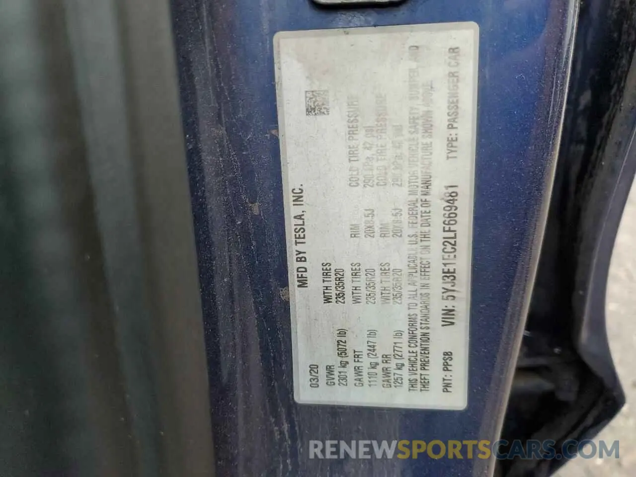 12 Photograph of a damaged car 5YJ3E1EC2LF669481 TESLA MODEL 3 2020