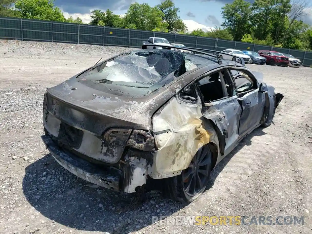 4 Photograph of a damaged car 5YJ3E1EC2LF796246 TESLA MODEL 3 2020