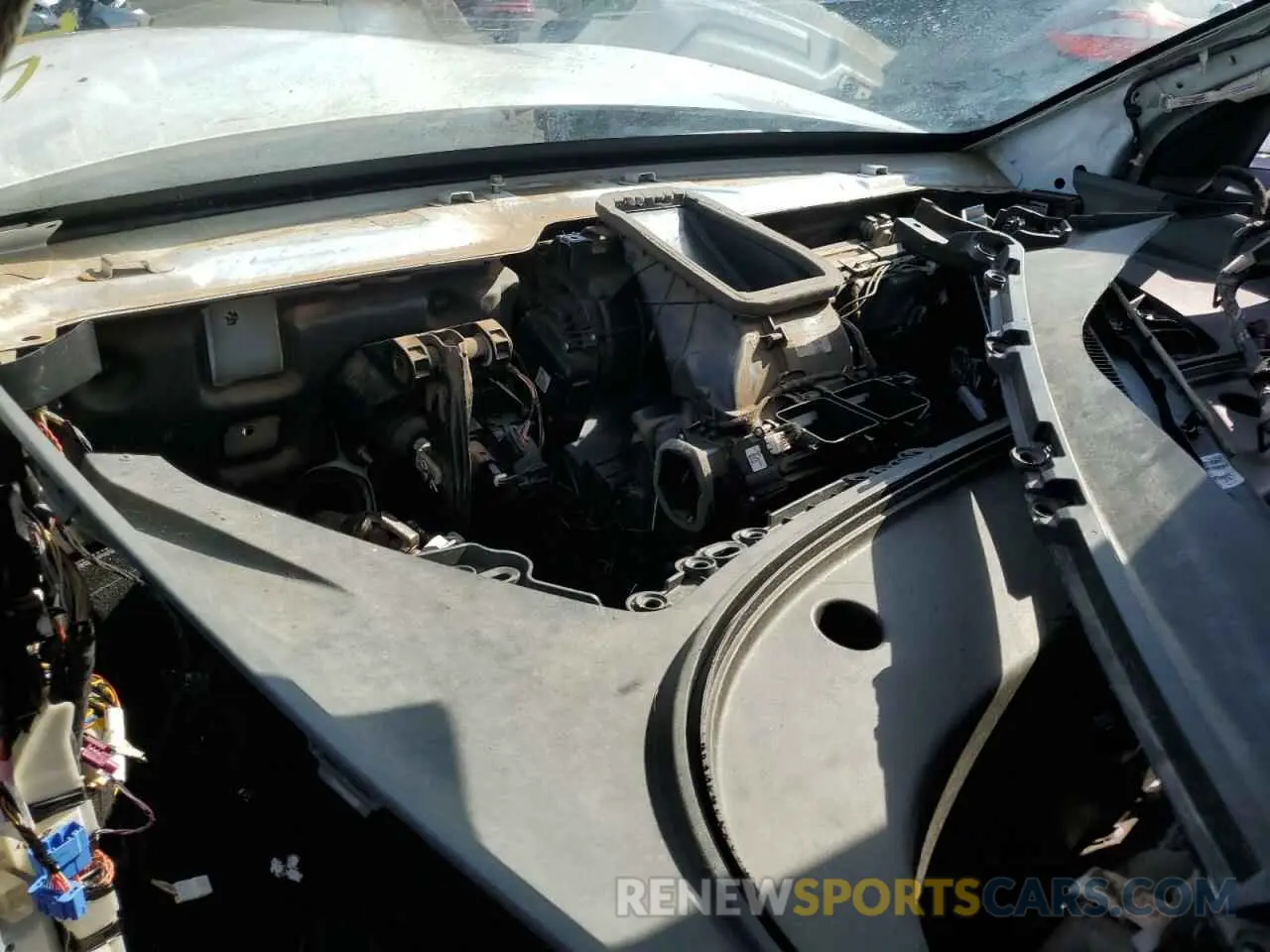 9 Photograph of a damaged car 5YJ3E1EC2LF805463 TESLA MODEL 3 2020