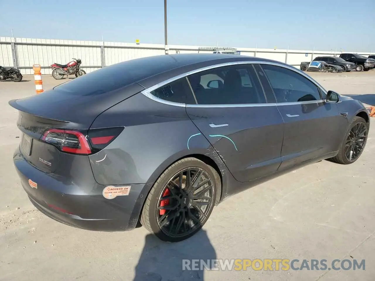 3 Photograph of a damaged car 5YJ3E1EC3LF641009 TESLA MODEL 3 2020
