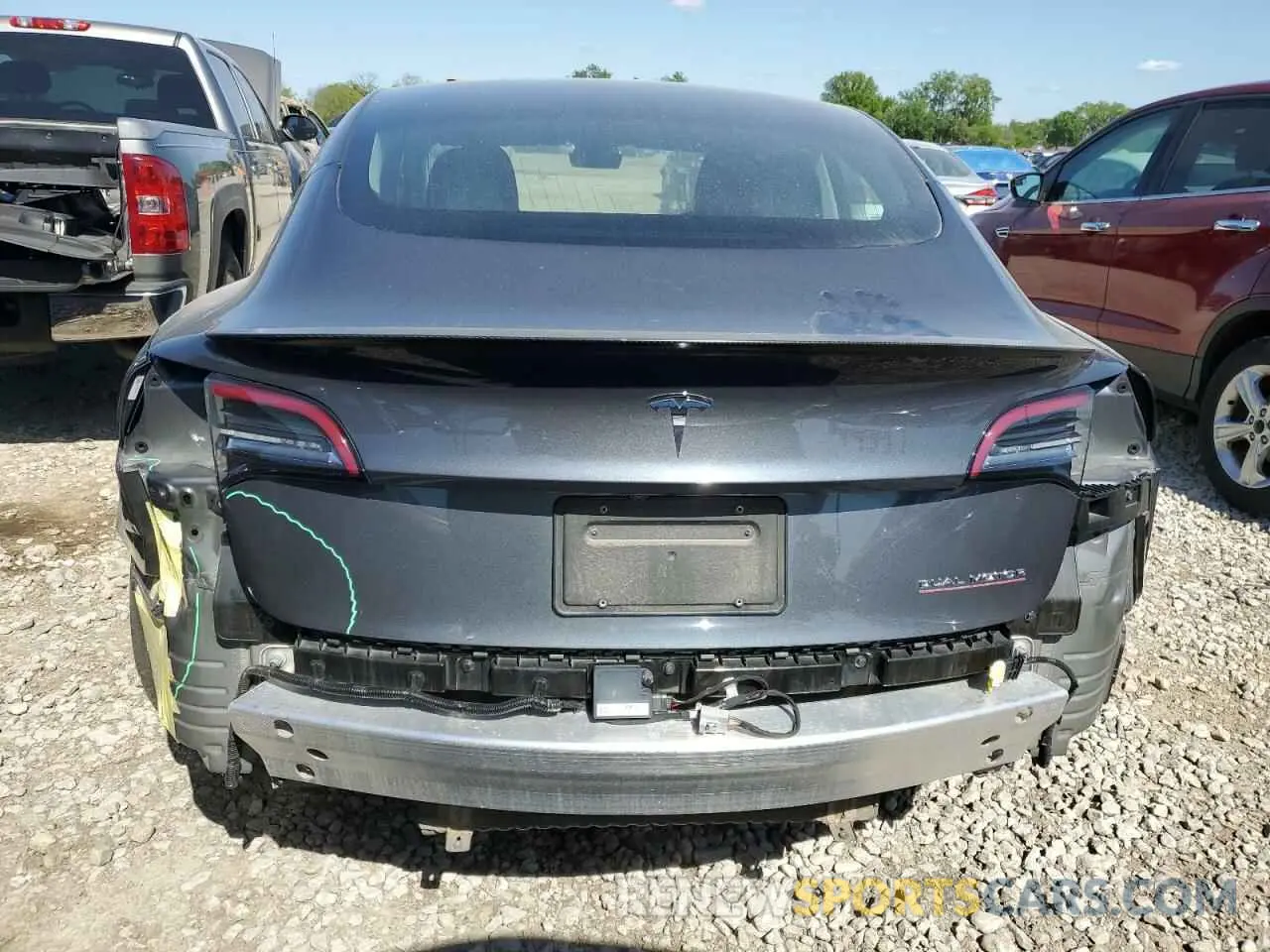 6 Photograph of a damaged car 5YJ3E1EC3LF646940 TESLA MODEL 3 2020