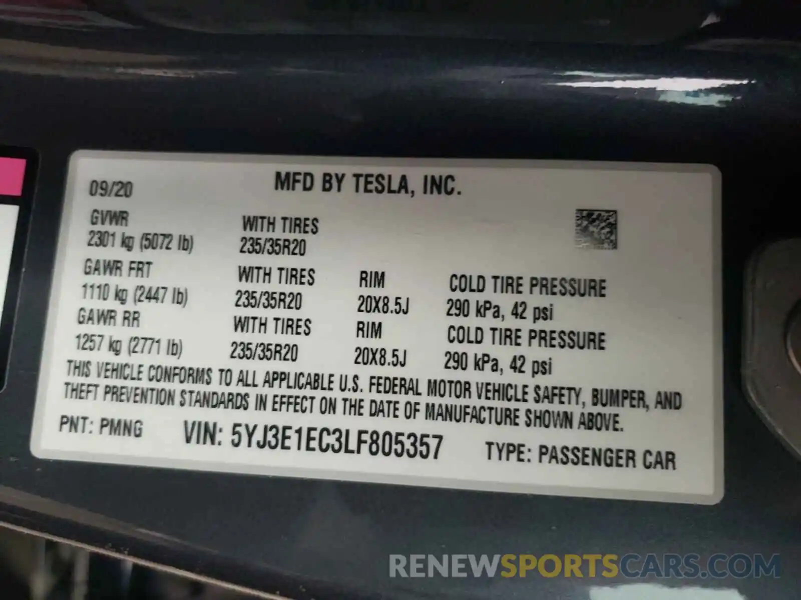 10 Photograph of a damaged car 5YJ3E1EC3LF805357 TESLA MODEL 3 2020