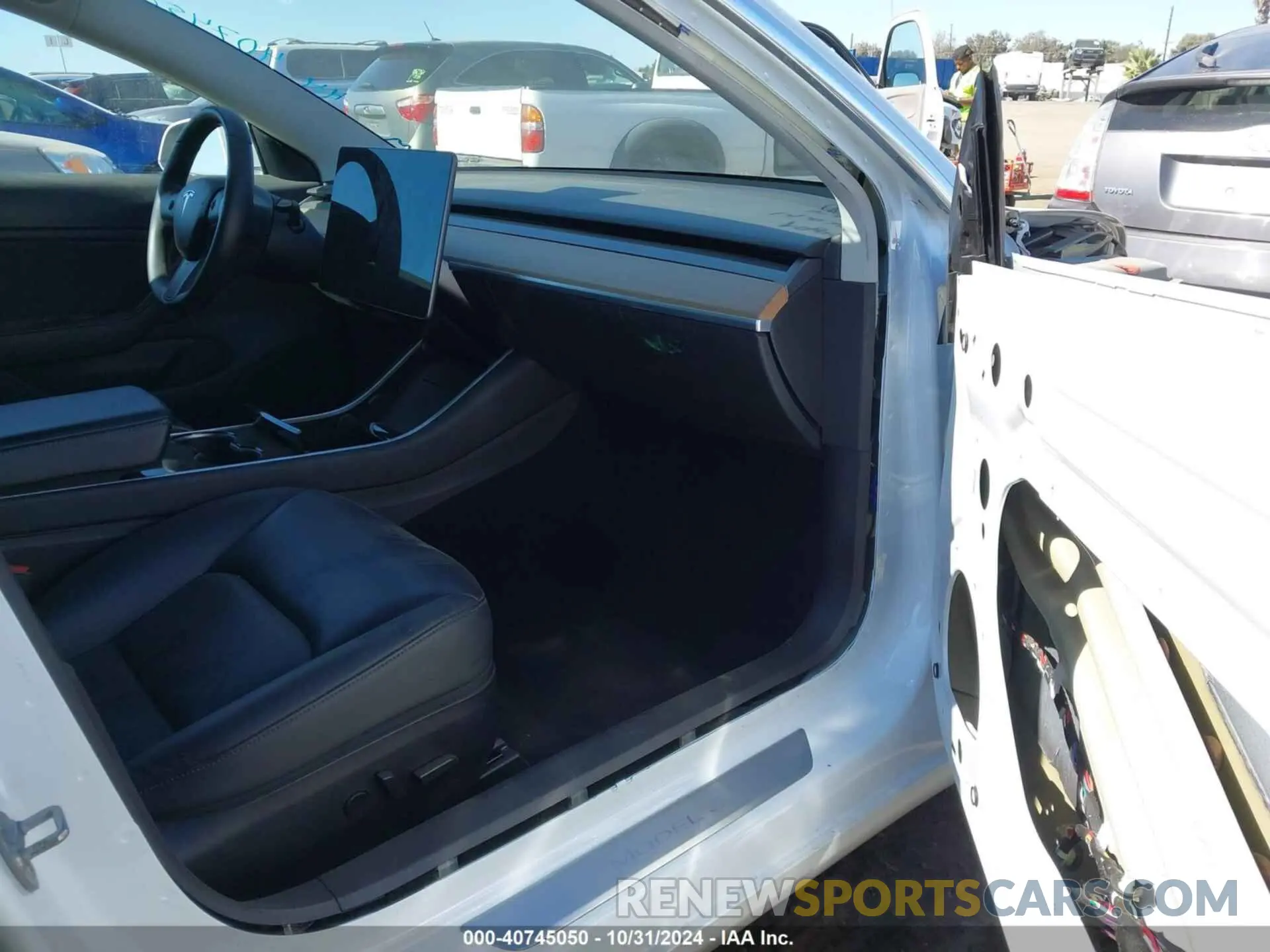 5 Photograph of a damaged car 5YJ3E1EC4LF624140 TESLA MODEL 3 2020