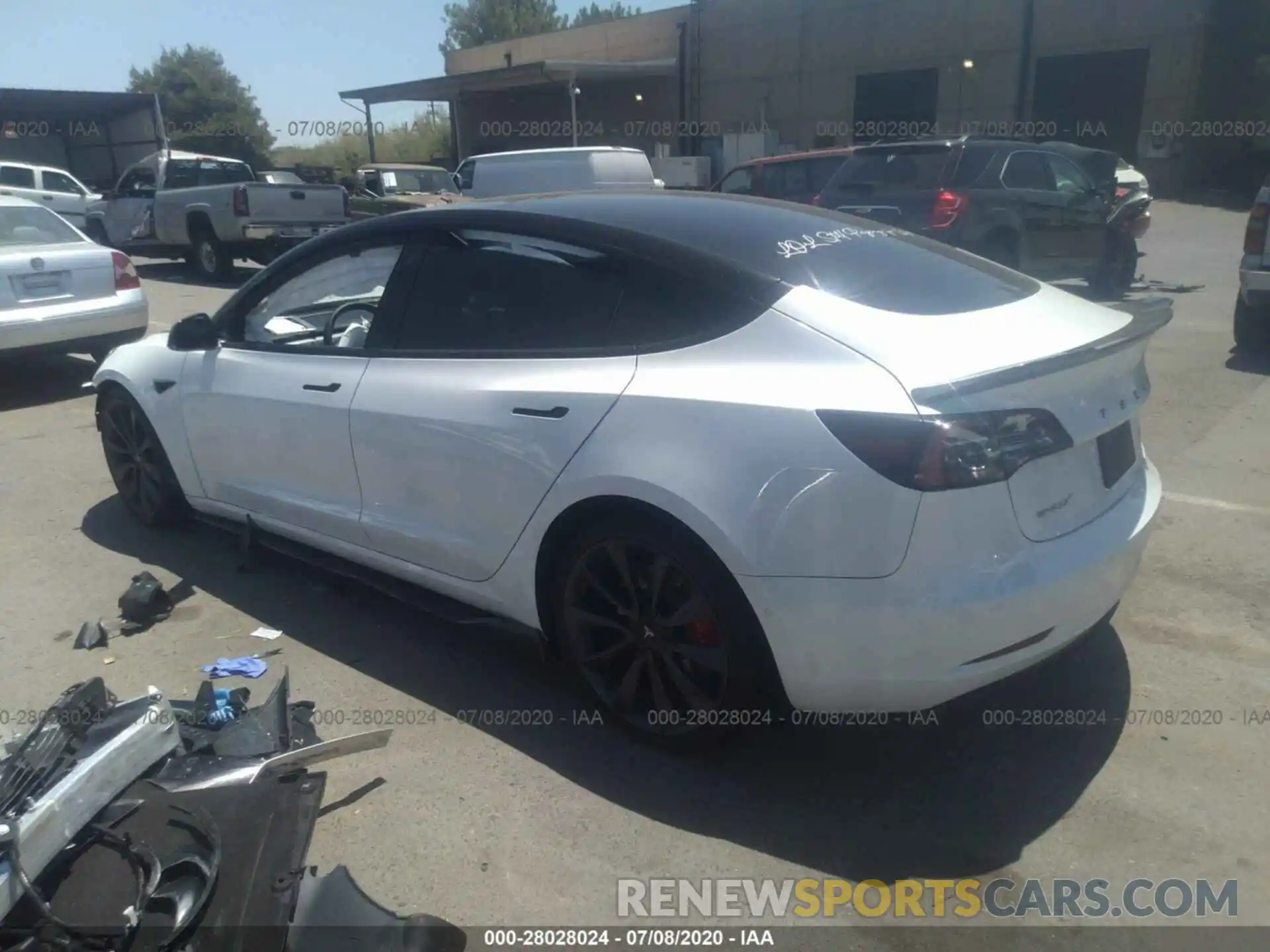 3 Photograph of a damaged car 5YJ3E1EC4LF625045 TESLA MODEL 3 2020