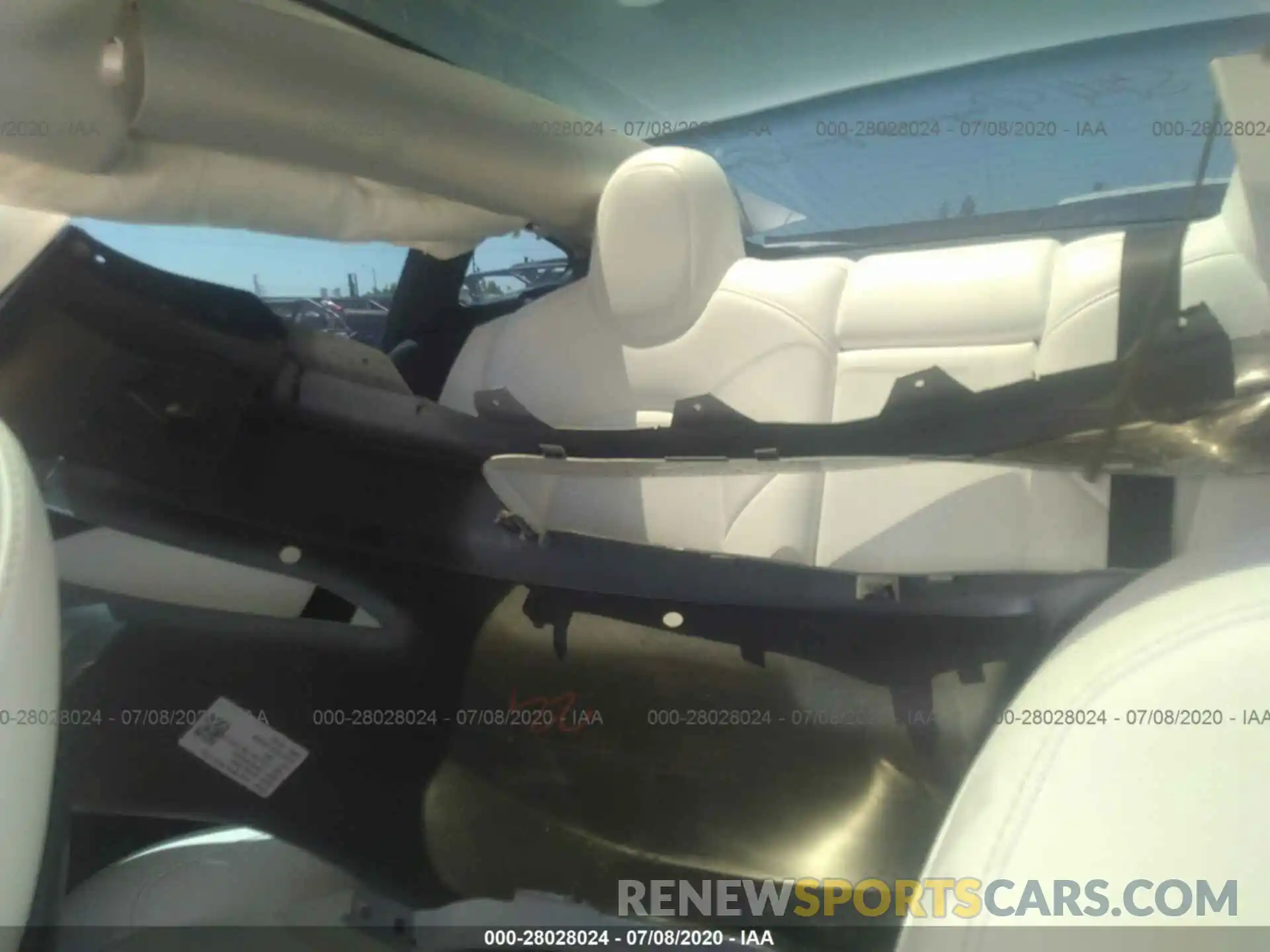 8 Photograph of a damaged car 5YJ3E1EC4LF625045 TESLA MODEL 3 2020