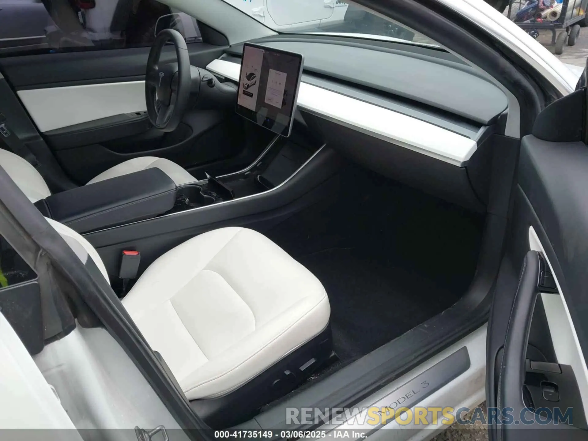5 Photograph of a damaged car 5YJ3E1EC4LF625109 TESLA MODEL 3 2020
