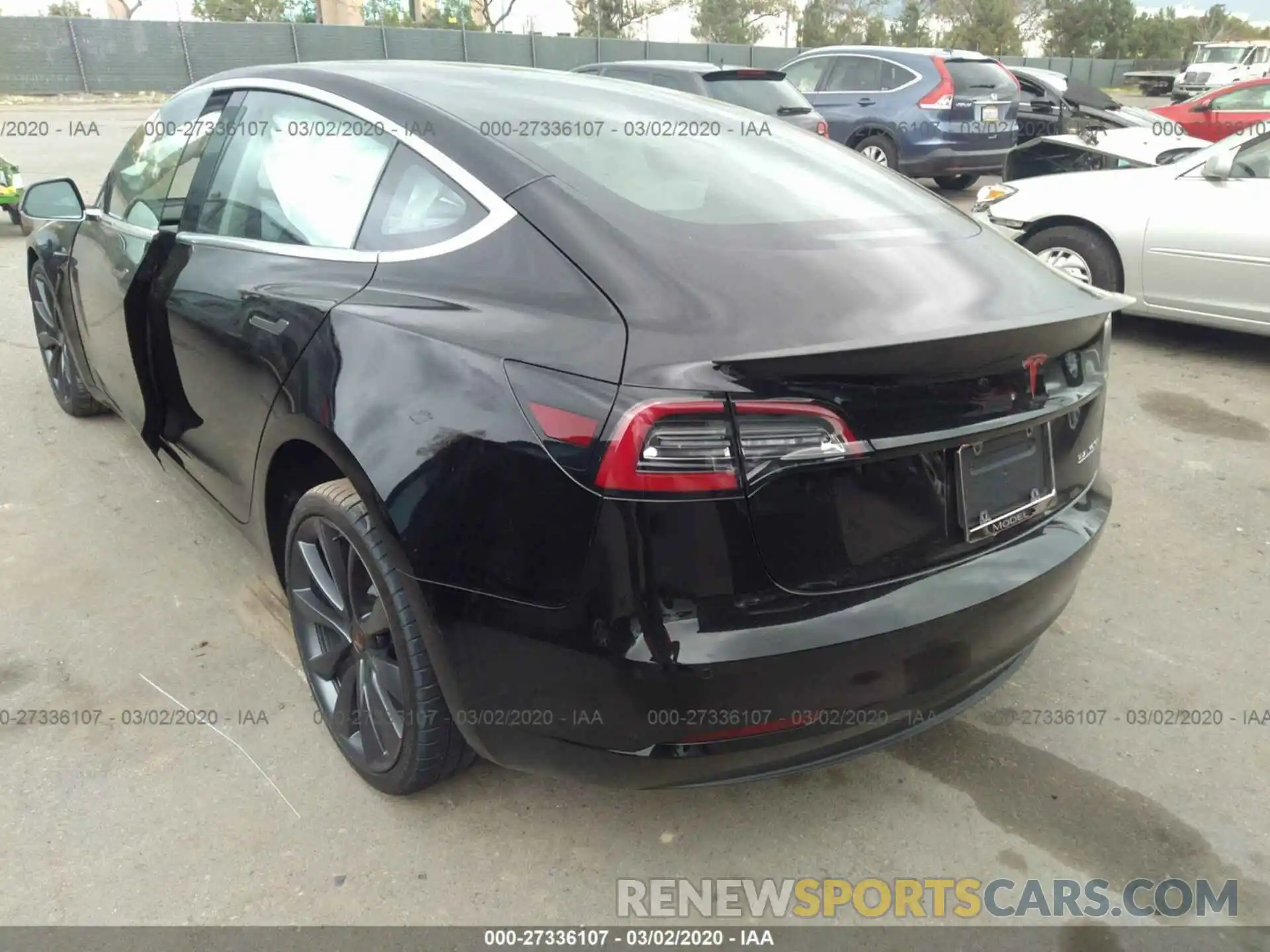 3 Photograph of a damaged car 5YJ3E1EC4LF640726 TESLA MODEL 3 2020