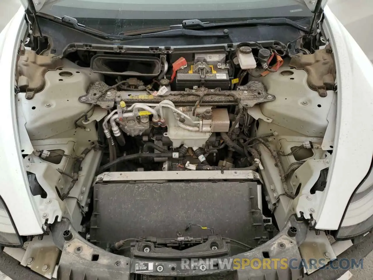 11 Photograph of a damaged car 5YJ3E1EC4LF642024 TESLA MODEL 3 2020