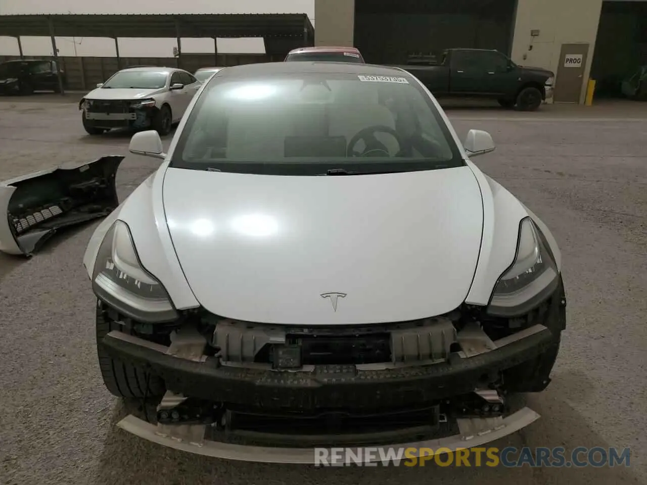 5 Photograph of a damaged car 5YJ3E1EC4LF642024 TESLA MODEL 3 2020