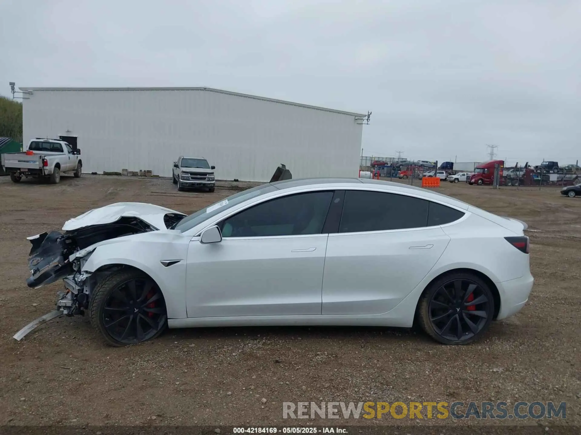 14 Photograph of a damaged car 5YJ3E1EC4LF719149 TESLA MODEL 3 2020