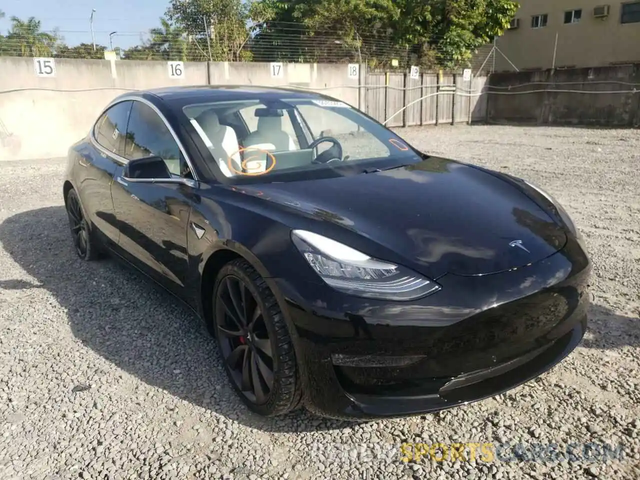 1 Photograph of a damaged car 5YJ3E1EC4LF742382 TESLA MODEL 3 2020