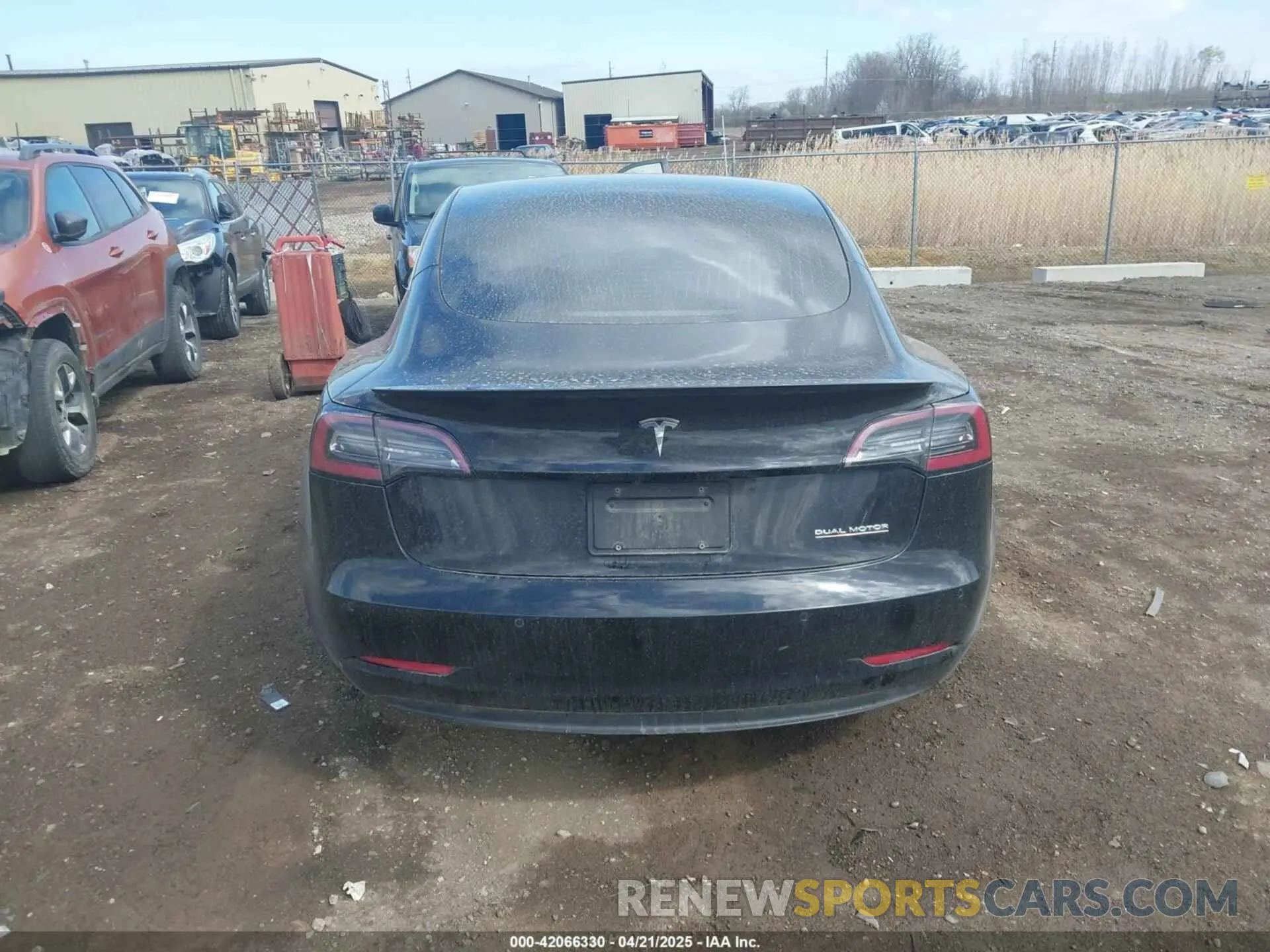 16 Photograph of a damaged car 5YJ3E1EC4LF746853 TESLA MODEL 3 2020