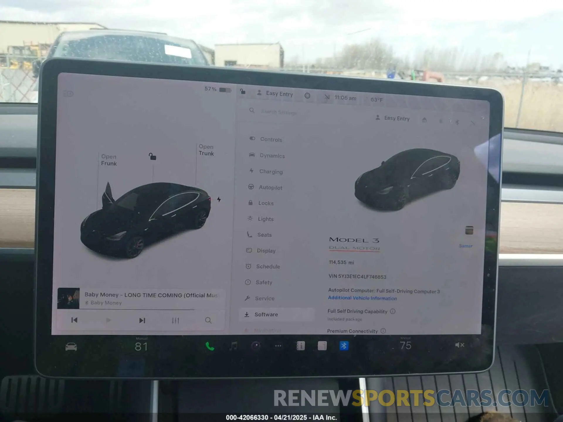 18 Photograph of a damaged car 5YJ3E1EC4LF746853 TESLA MODEL 3 2020