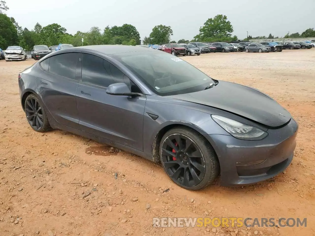 4 Photograph of a damaged car 5YJ3E1EC5LF646941 TESLA MODEL 3 2020