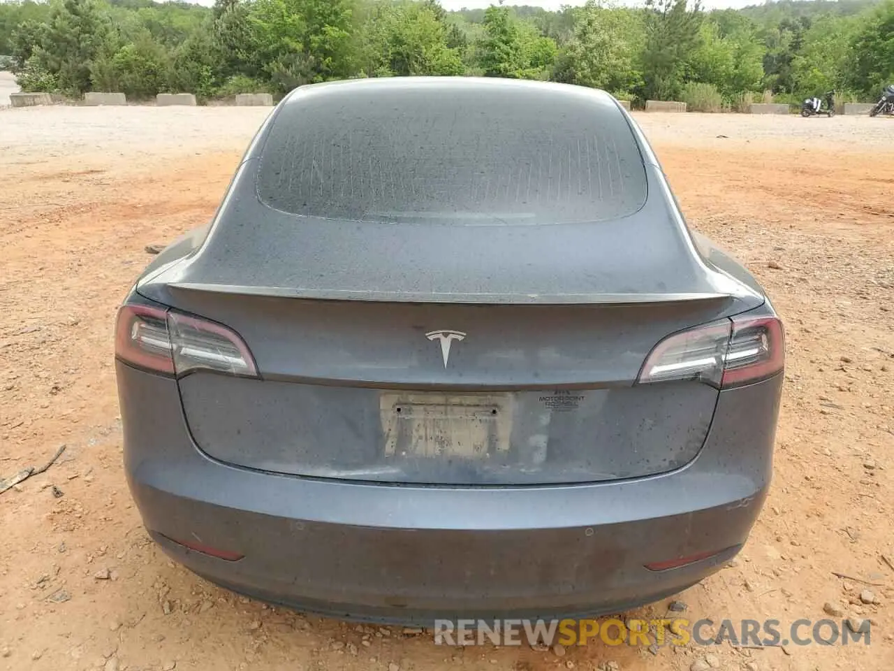 6 Photograph of a damaged car 5YJ3E1EC5LF646941 TESLA MODEL 3 2020