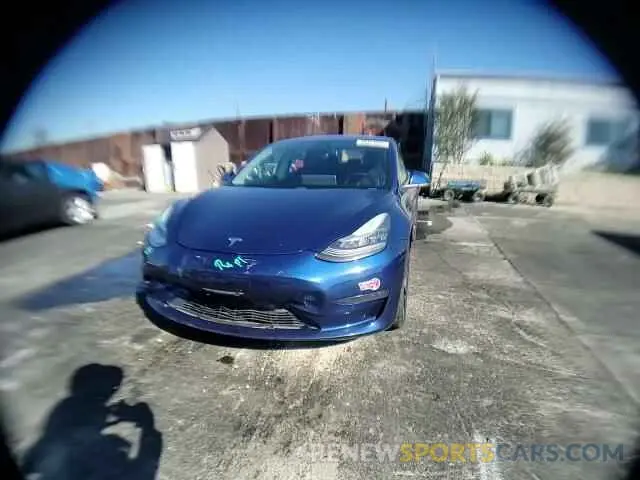 11 Photograph of a damaged car 5YJ3E1EC5LF647085 TESLA MODEL 3 2020
