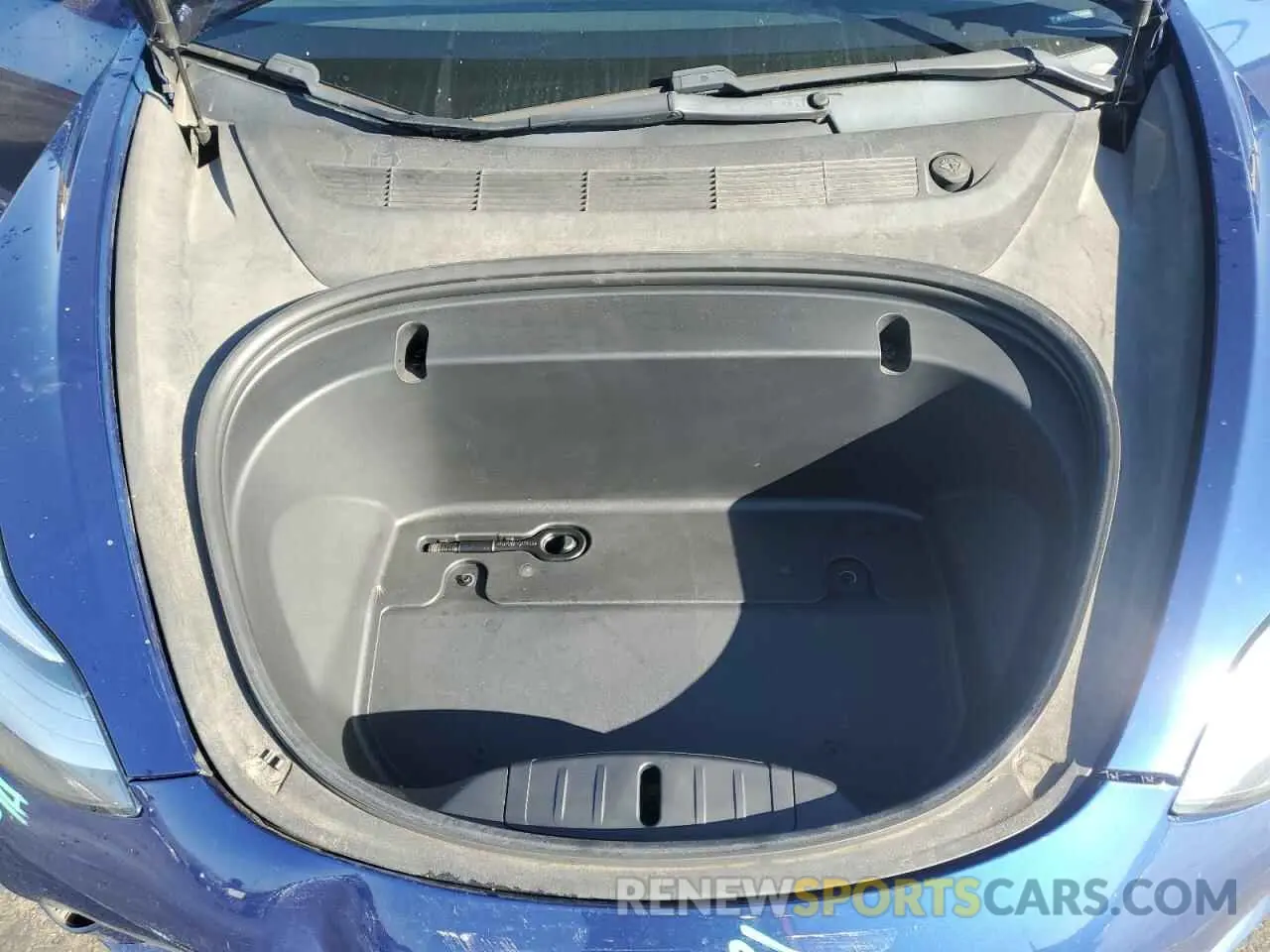 12 Photograph of a damaged car 5YJ3E1EC5LF647085 TESLA MODEL 3 2020