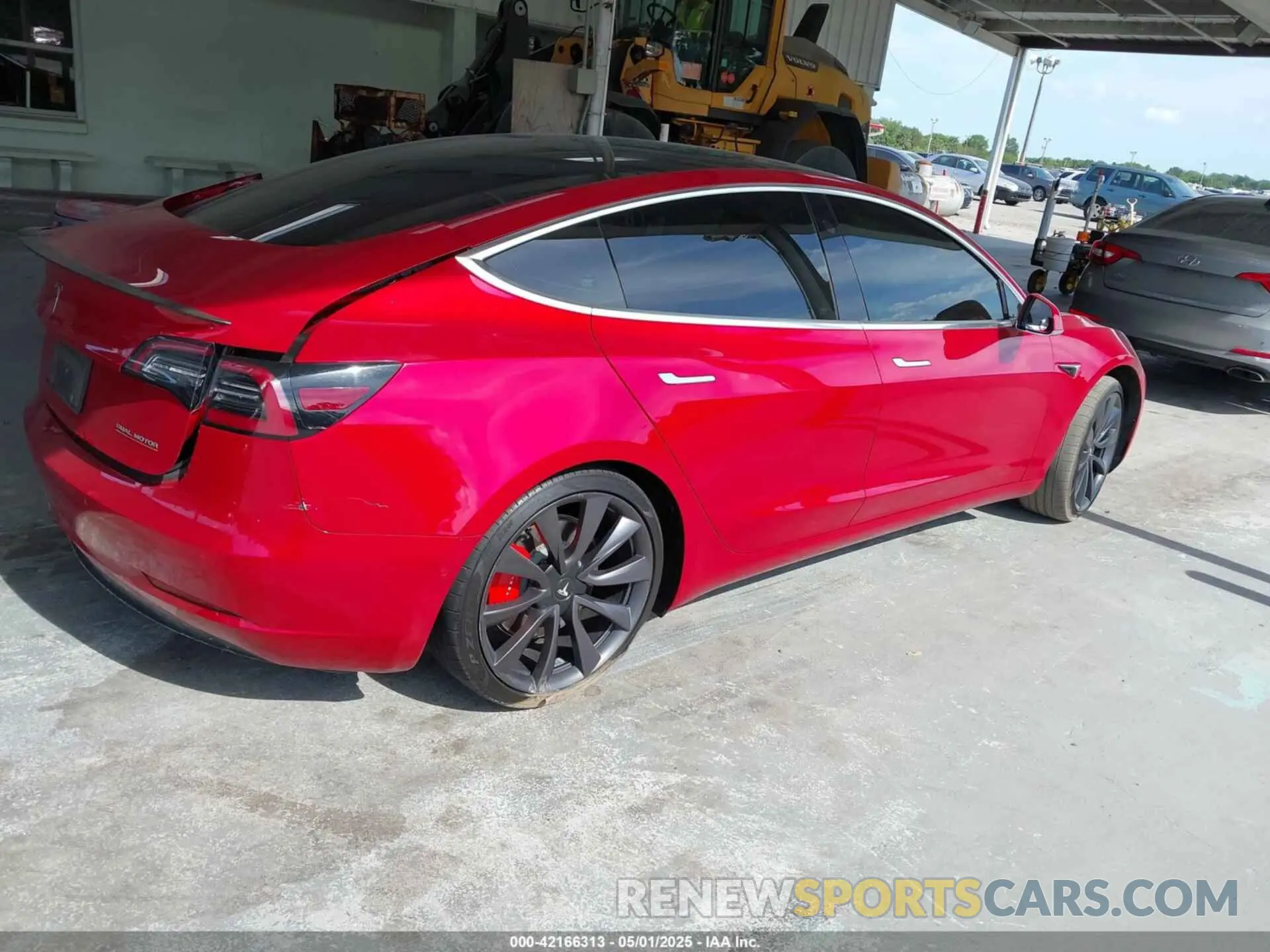 4 Photograph of a damaged car 5YJ3E1EC5LF713649 TESLA MODEL 3 2020