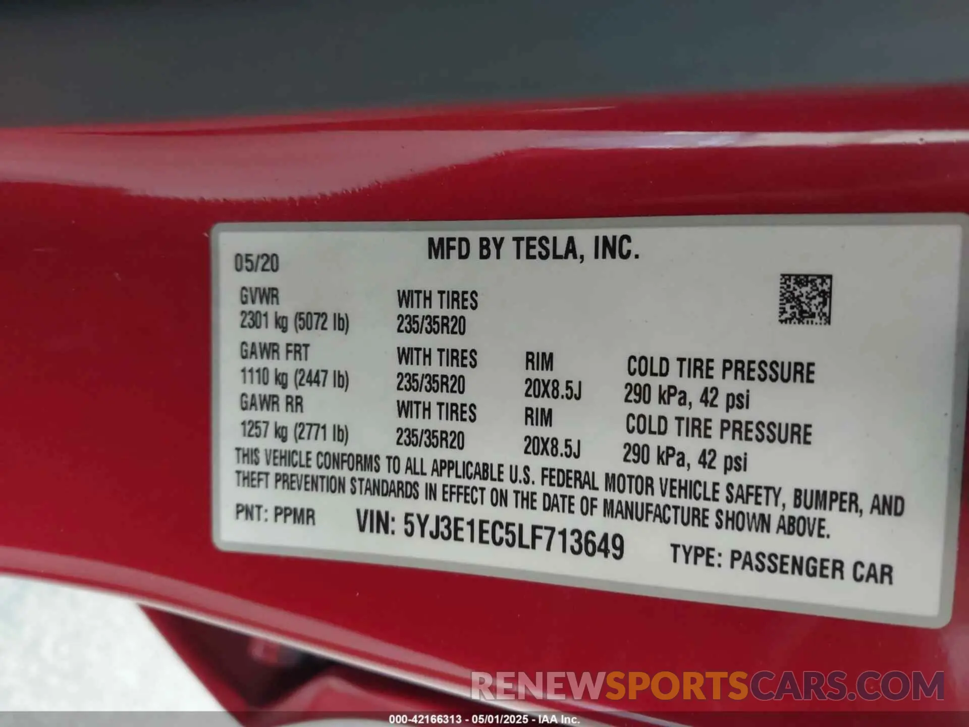 9 Photograph of a damaged car 5YJ3E1EC5LF713649 TESLA MODEL 3 2020