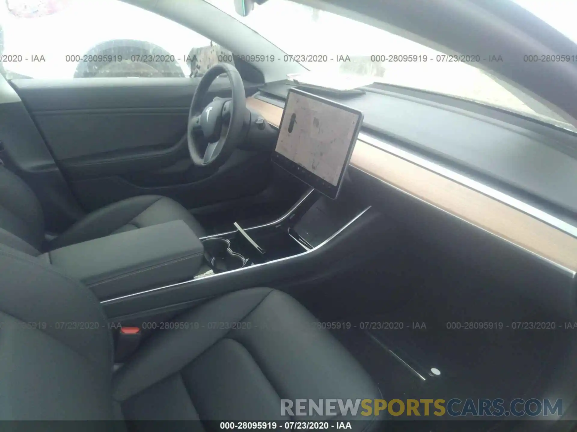 5 Photograph of a damaged car 5YJ3E1EC6LF623491 TESLA MODEL 3 2020