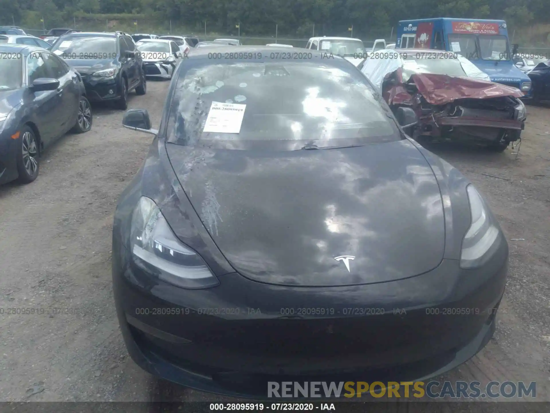 6 Photograph of a damaged car 5YJ3E1EC6LF623491 TESLA MODEL 3 2020