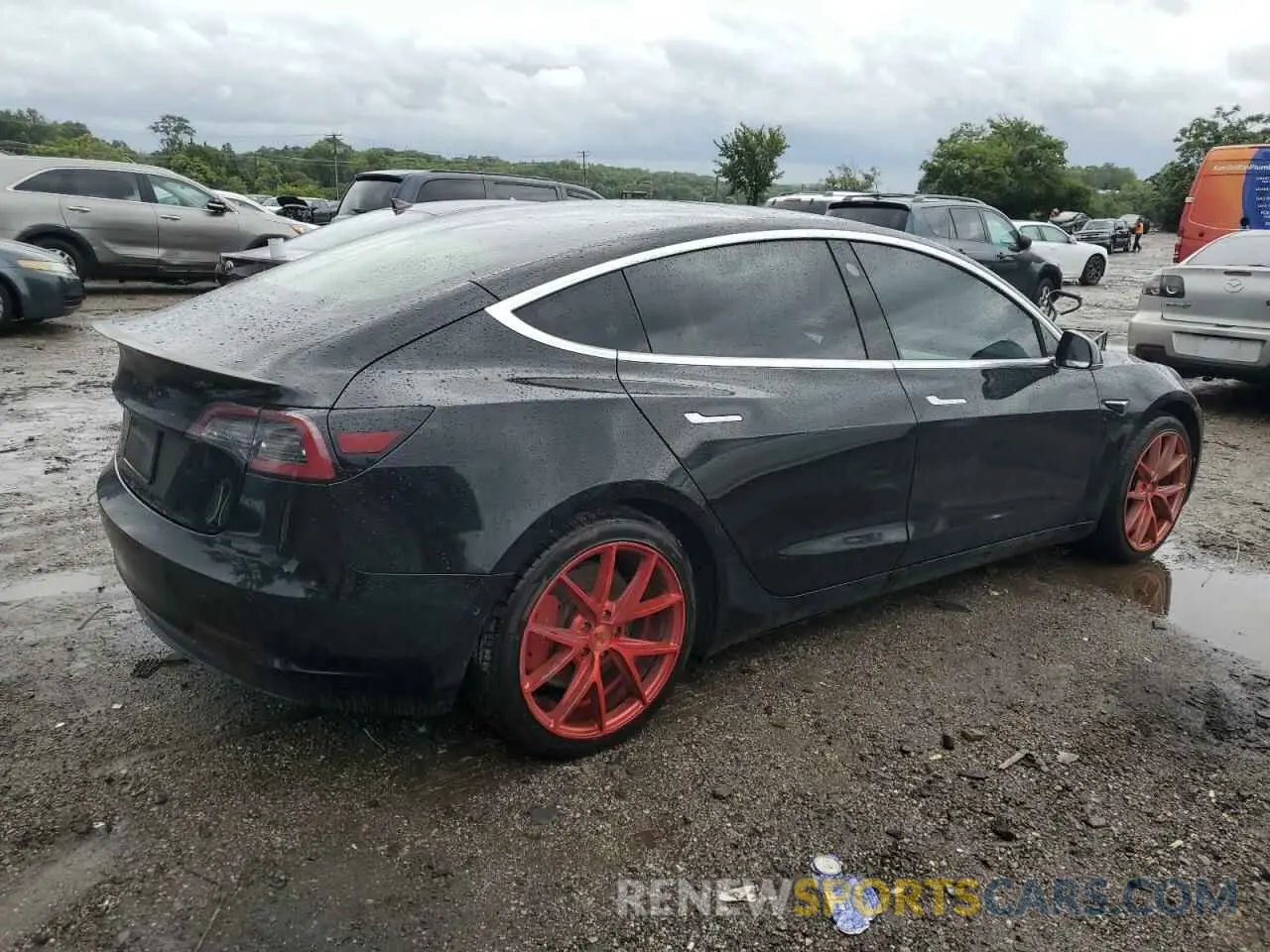 3 Photograph of a damaged car 5YJ3E1EC6LF641683 TESLA MODEL 3 2020
