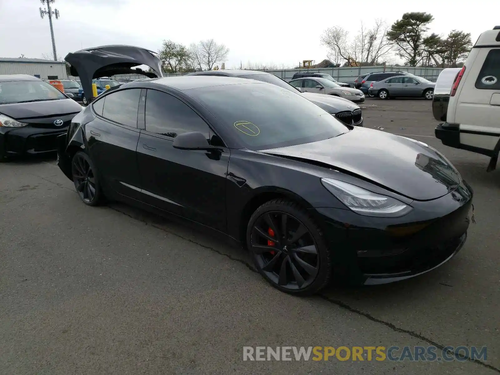 1 Photograph of a damaged car 5YJ3E1EC6LF736082 TESLA MODEL 3 2020