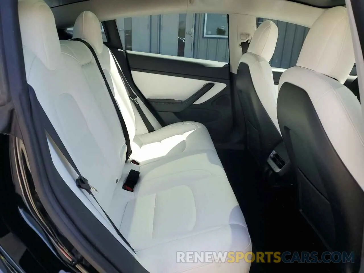 10 Photograph of a damaged car 5YJ3E1EC6LF774959 TESLA MODEL 3 2020
