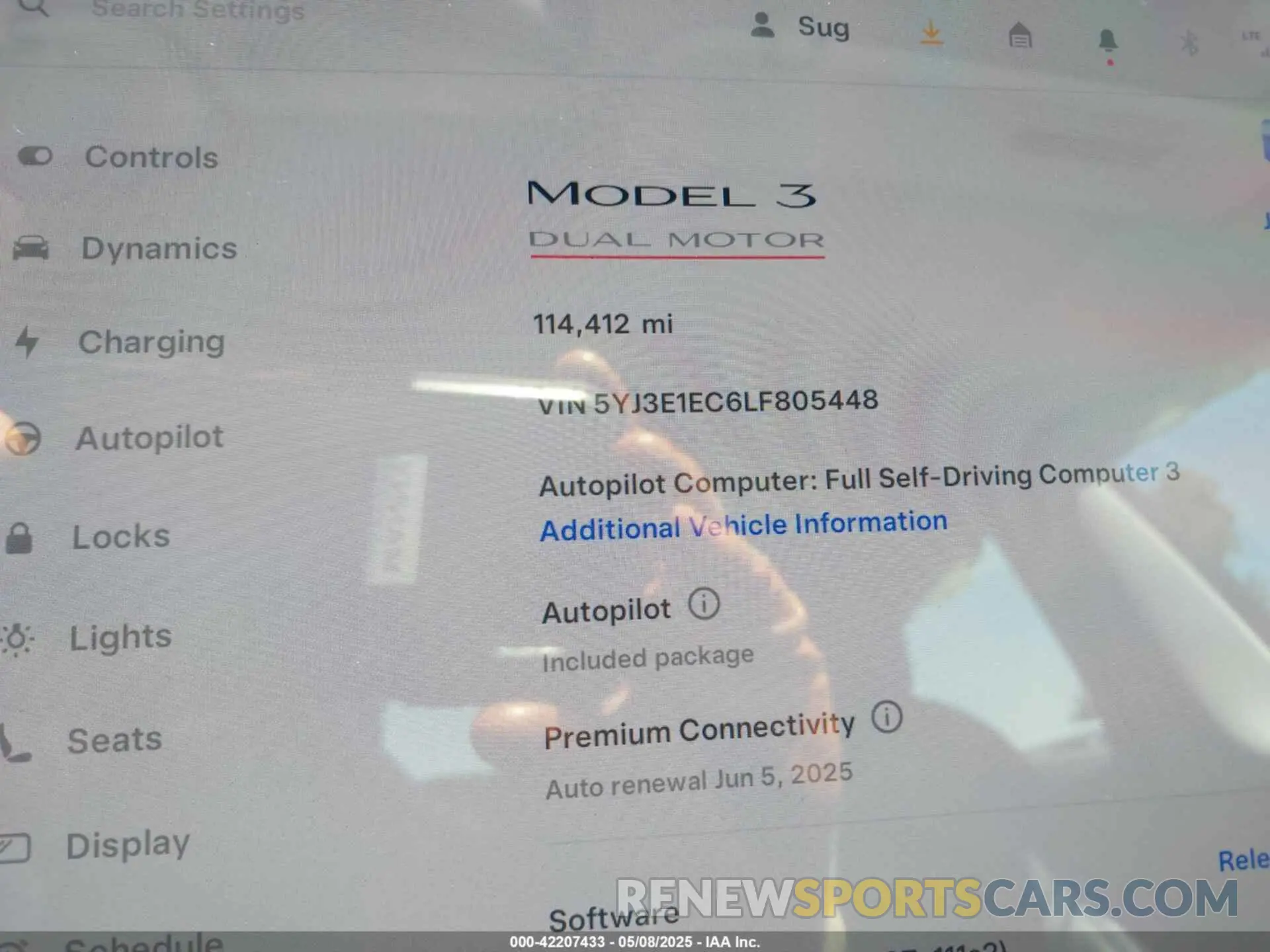 16 Photograph of a damaged car 5YJ3E1EC6LF805448 TESLA MODEL 3 2020