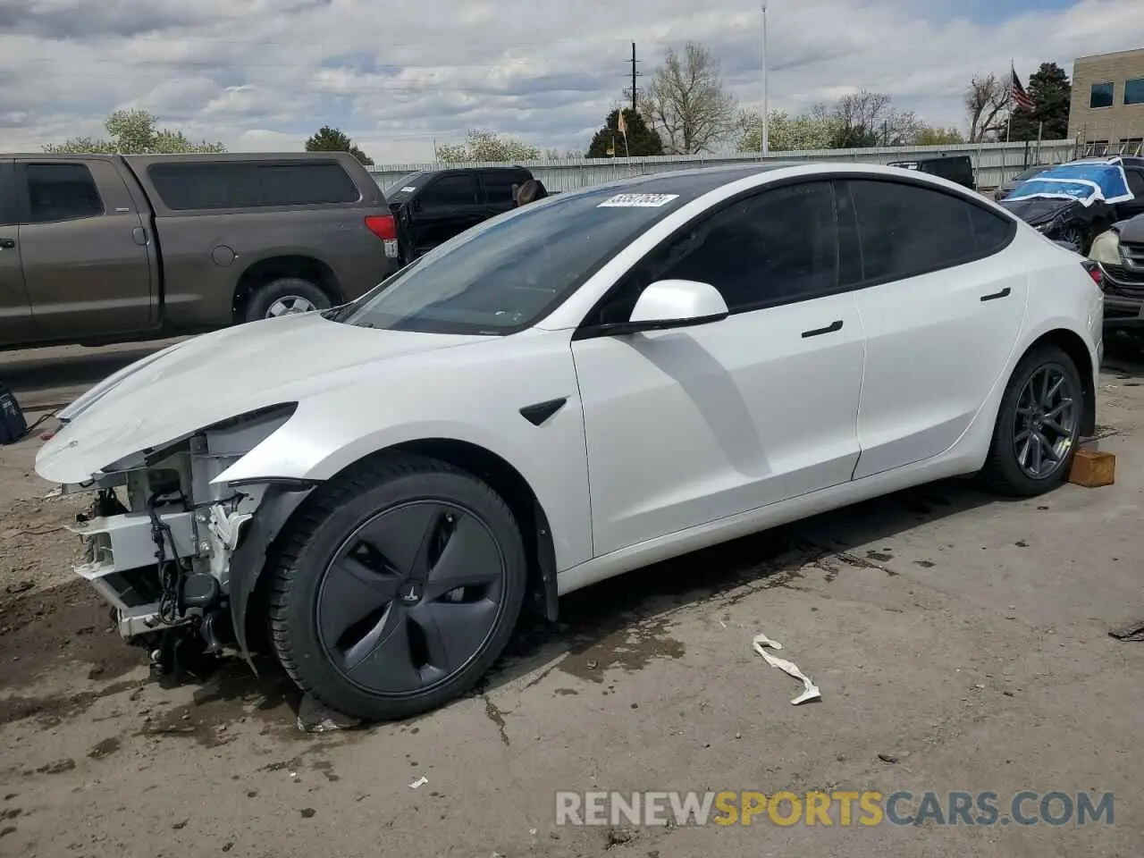 1 Photograph of a damaged car 5YJ3E1EC7LF627355 TESLA MODEL 3 2020