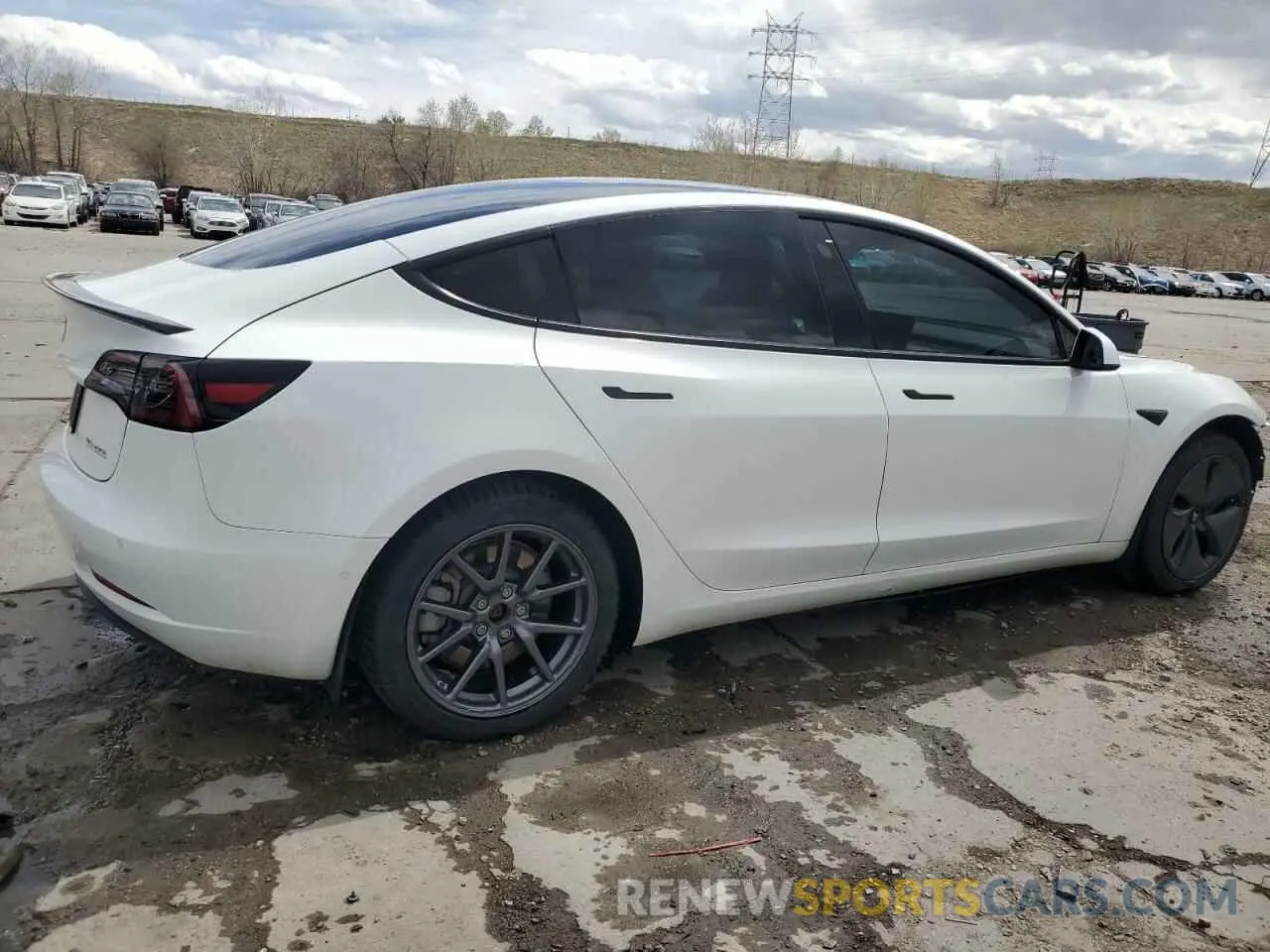 3 Photograph of a damaged car 5YJ3E1EC7LF627355 TESLA MODEL 3 2020
