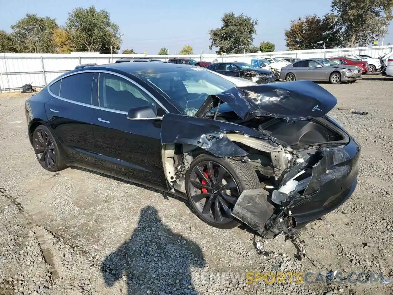 4 Photograph of a damaged car 5YJ3E1EC7LF640719 TESLA MODEL 3 2020