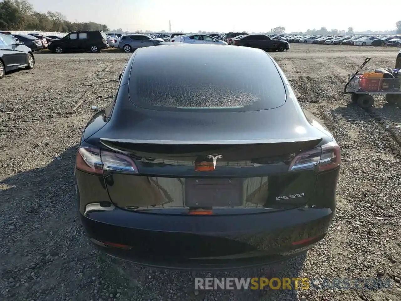 6 Photograph of a damaged car 5YJ3E1EC7LF640719 TESLA MODEL 3 2020