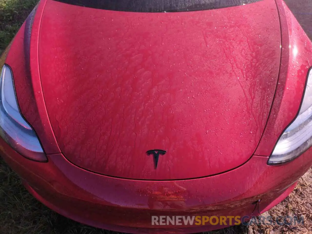12 Photograph of a damaged car 5YJ3E1EC7LF669363 TESLA MODEL 3 2020