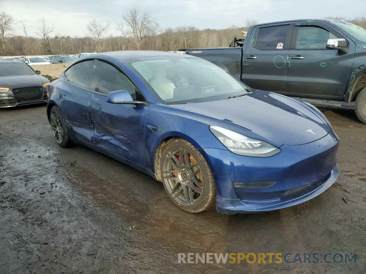 4 Photograph of a damaged car 5YJ3E1EC7LF669668 TESLA MODEL 3 2020