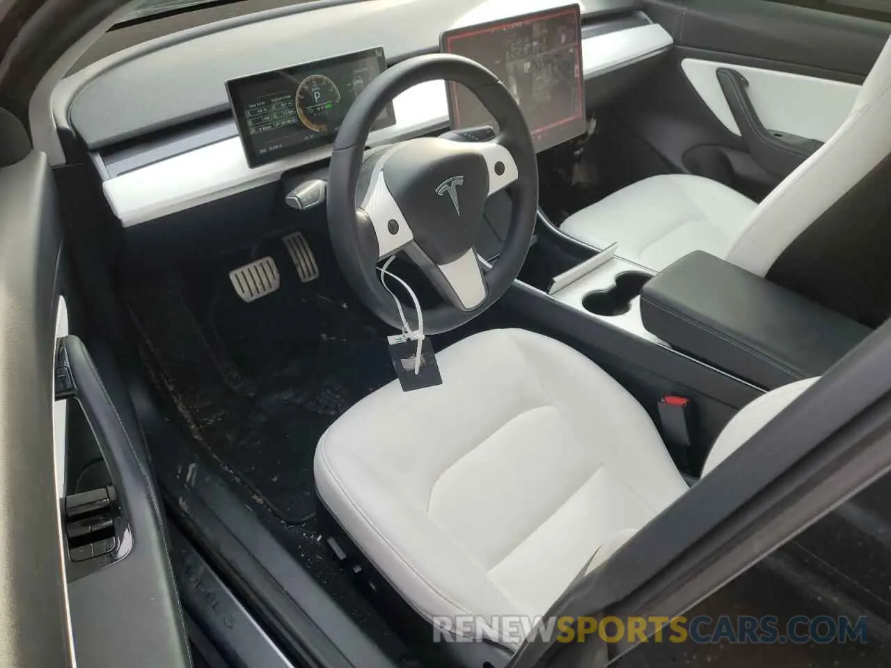 8 Photograph of a damaged car 5YJ3E1EC7LF669668 TESLA MODEL 3 2020